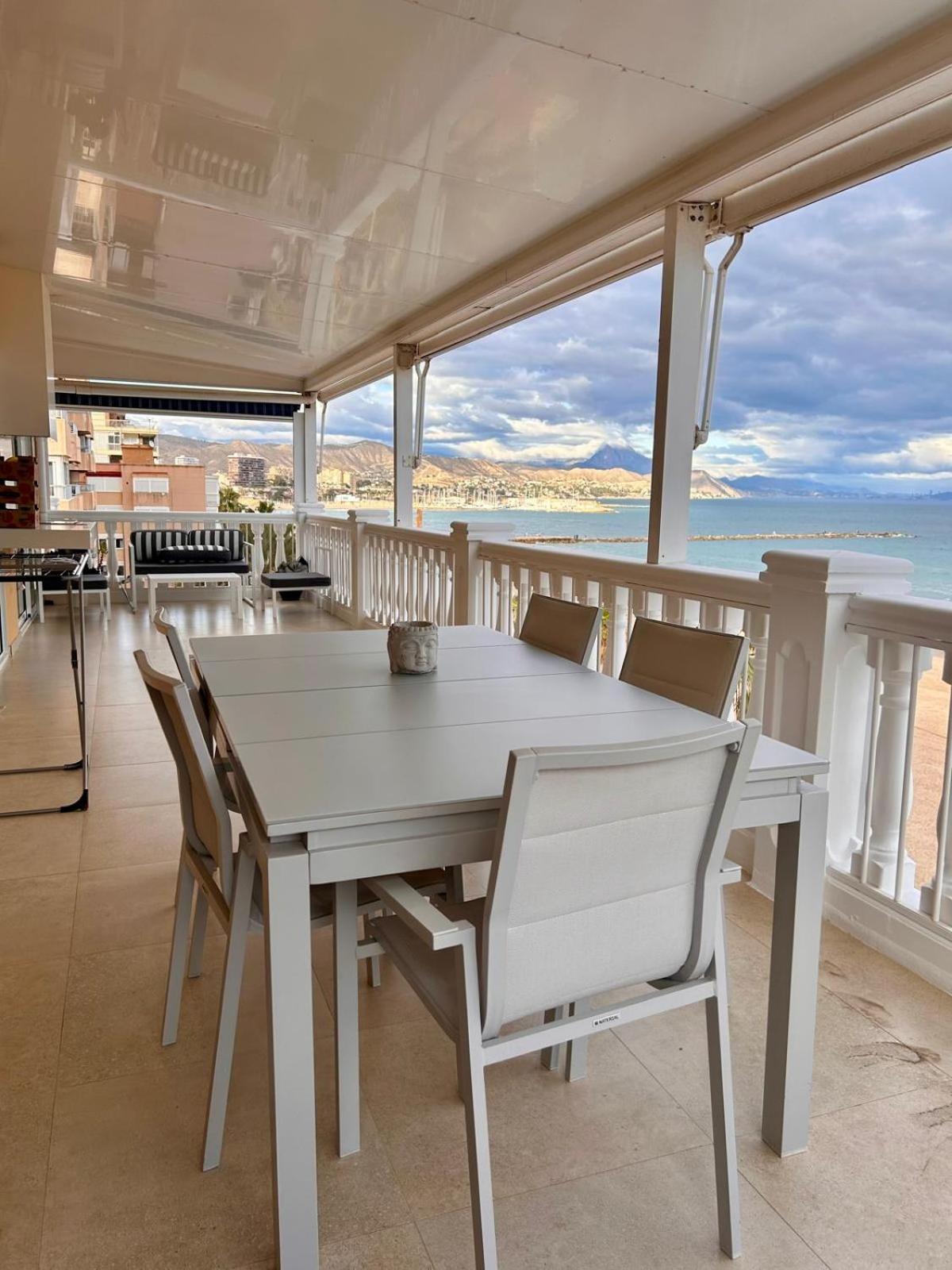 Beach House Brotonss El Campello Ngoại thất bức ảnh